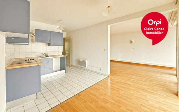 Appartement à louer    3 pièces • 72 m2 Castres