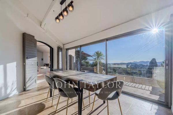 Superbe villa rénovée dans l’un des secteurs les plus recherchés de Mougins