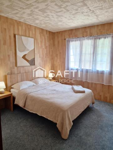 Maison 5 chambres sur sous-sol complet