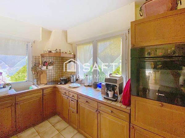 Pavillon 136 m², 5 chs, terrain de 1271 m², Flers
