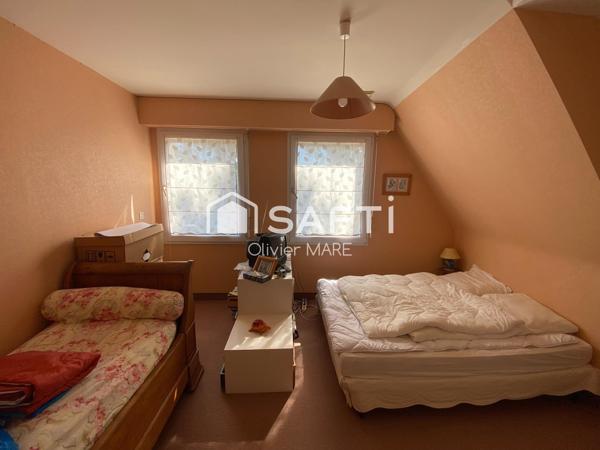 Pavillon 136 m², 5 chs, terrain de 1271 m², Flers