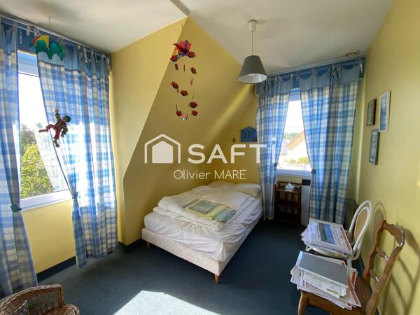 Pavillon 136 m², 5 chs, terrain de 1271 m², Flers