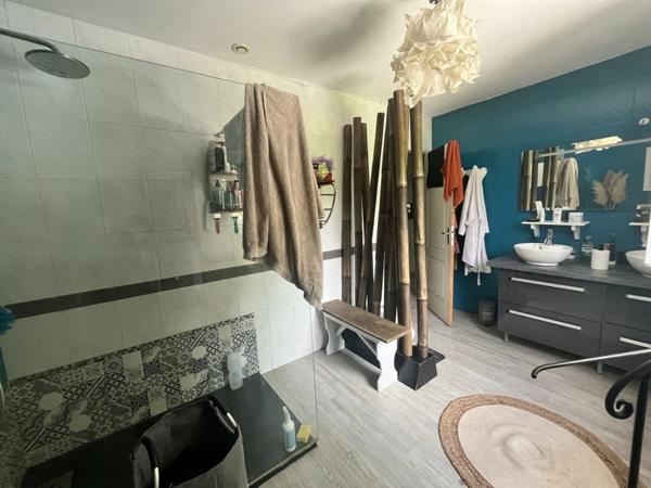 Maison à vendre |  Terrasson-Lavilledieu |  6 pièces | 137 m²