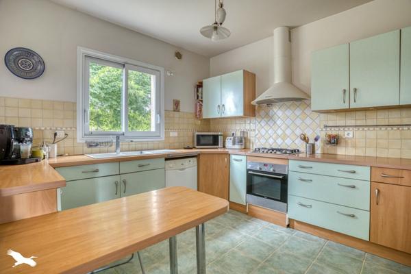 Maison à vendre |  Saussignac |  10 pièces | 226 m²