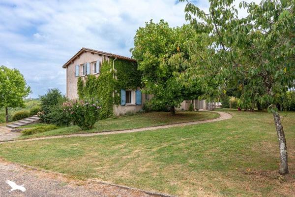 Maison à vendre |  Saussignac |  10 pièces | 226 m²