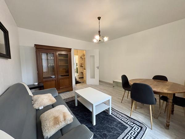 APPARTEMENT MEUBLE 530€/MOIS TOUTES CHARGES COMPRISES + STATIONNEMENT