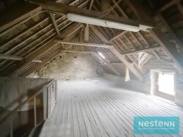 Maison à vendre à Plaintel - 2 pièces avec grand terrain