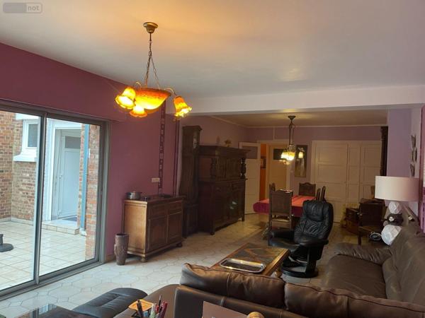 Local mixte (Pro/Hab) à vendre à Bailleul dans le Nord (59270), ref : F30411