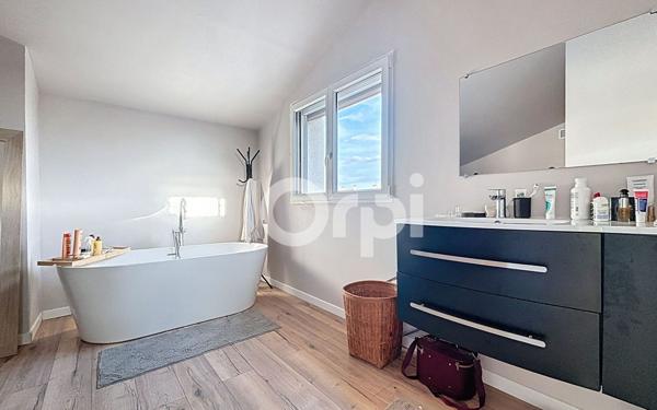 Maison à vendre    5 pièces • 128 m2 Toulouges