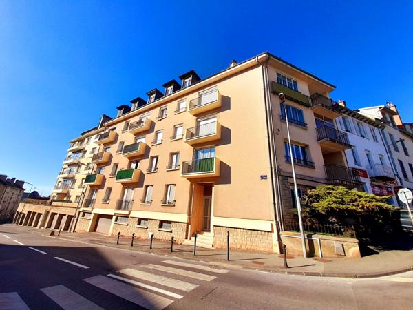 Location Appartement52,44 m² - 2 Pièces - RODEZ (12000)
