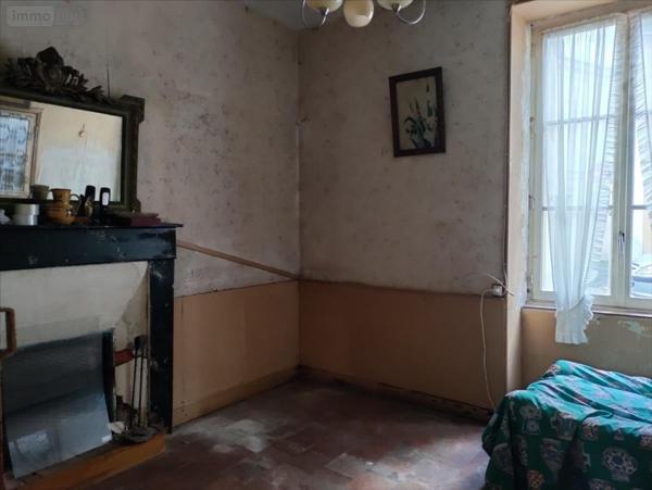 Maison à restaurer à vendre à Luché-Pringé dans la Sarthe (72800), ref : 1219