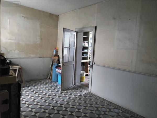 Maison à restaurer à vendre à Luché-Pringé dans la Sarthe (72800), ref : 1219