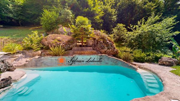 Authentique maison périgourdine et son gîte, 231 m2 sur 1,5 hectare