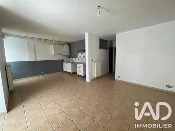 Location appartement 3 pièces 55,19 m² Saint-Laurent-du-Pape