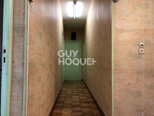 Charmante maison de plain pied à vendre à PÉRONNE (80200).