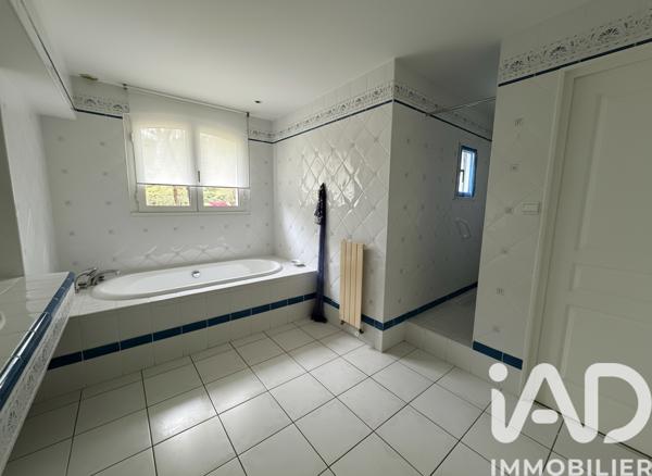 Maison à vendre 9 pièces 222 m² Carnac