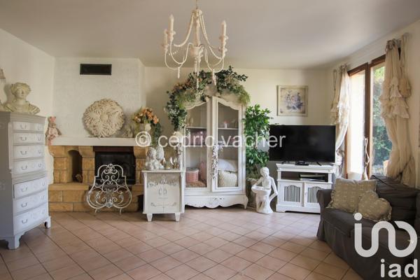 Maison à vendre 5 pièces 136 m² Sainte-Geneviève-des-Bois