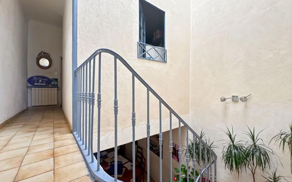 Maison à vendre    6 pièces • 152,19 m2 Martigues