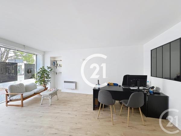 Maison à vendre  8 pièces - 259,50 m 2   BOUTIERS ST TROJAN  - 16