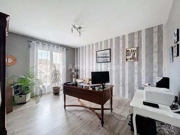 Vente Maison 4 pièces 146 m2 à Bouzel