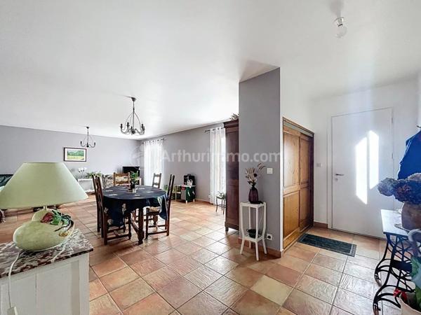 Vente Maison 4 pièces 146 m2 à Bouzel