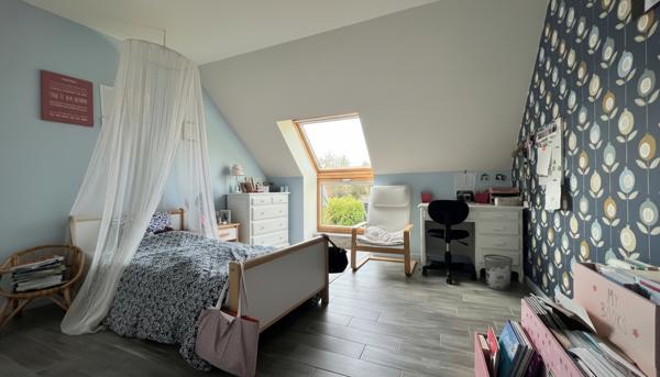 Maison familiale spacieuse à vendre à Bailleau-l'Évêque