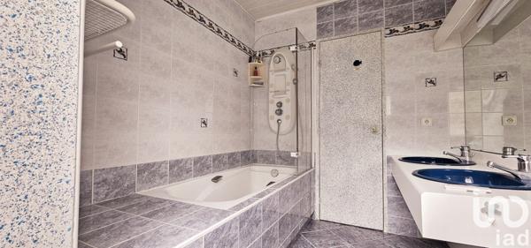 Maison à vendre 9 pièces 222 m² Ballainvilliers