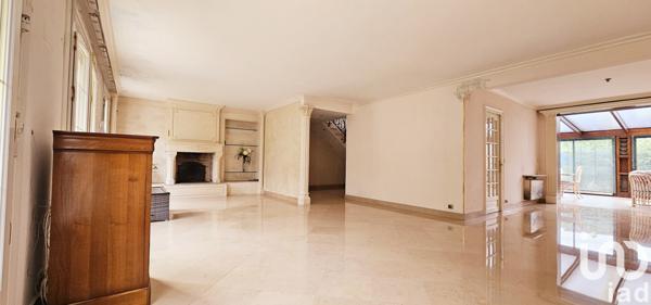 Maison à vendre 9 pièces 222 m² Ballainvilliers
