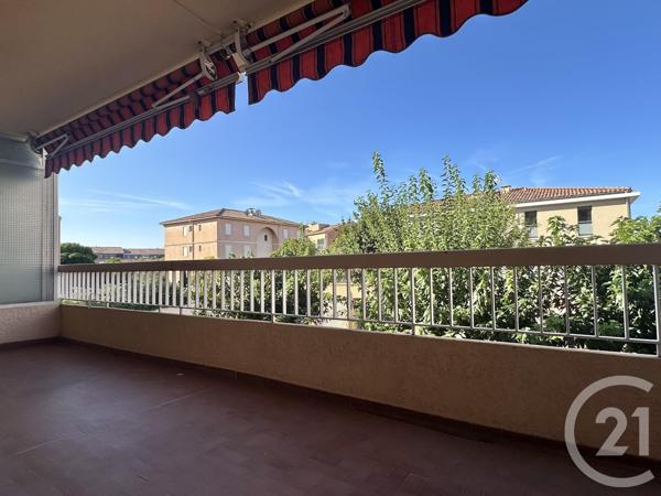 Appartement F3 à vendre  3 pièces - 63 m2 SANARY SUR MER - 83