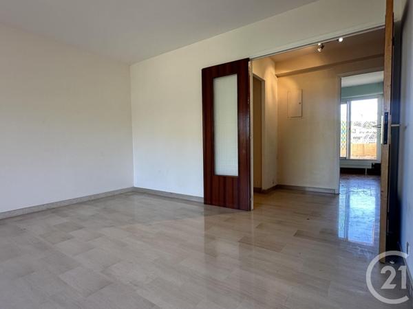 Appartement F3 à vendre  3 pièces - 63 m2 SANARY SUR MER - 83