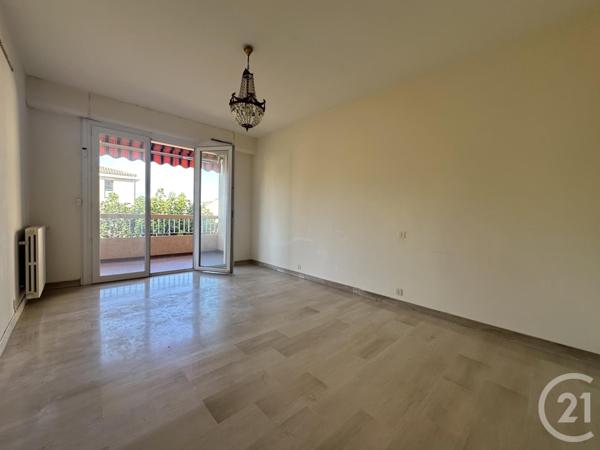 Appartement F3 à vendre  3 pièces - 63 m2 SANARY SUR MER - 83