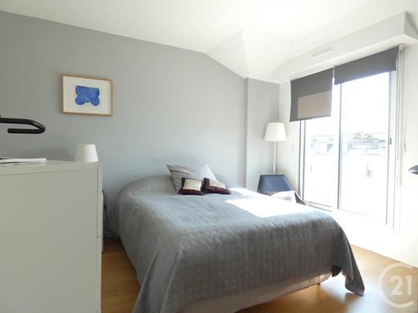 Appartement F5 à vendre  5 pièces - 126,53 m2 PARIS - 75019