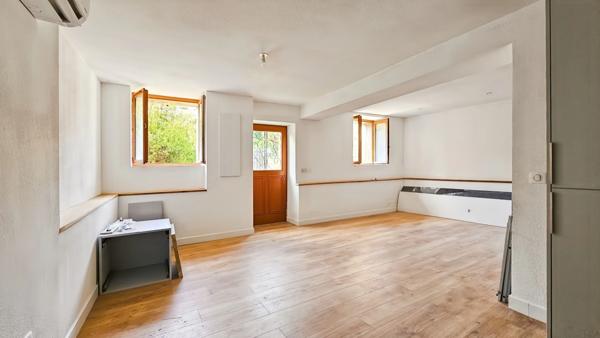 Appartement à vendre 3 pièces LEVIE (20)