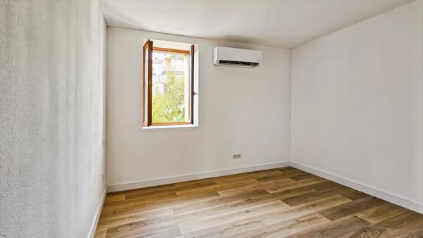 Appartement à vendre 3 pièces LEVIE (20)