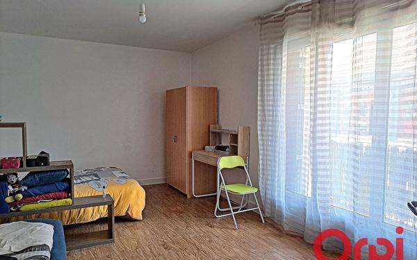 Appartement à vendre    1 pièce • 37,75 m2 Montluçon