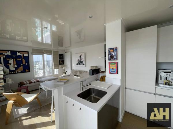 BREST - VUE MER EXCEPTIONNELLE - APPARTEMENT DE 56 M² MEUBLE - ASCENSEUR