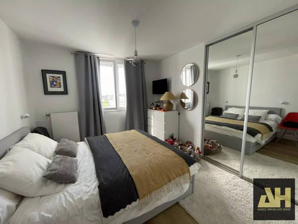 BREST - VUE MER EXCEPTIONNELLE - APPARTEMENT DE 56 M² MEUBLE - ASCENSEUR