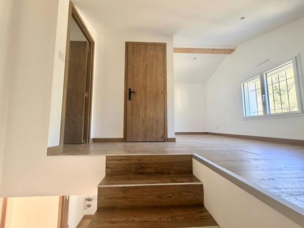 Villa neuve individuelle 4 pièces 122M2 Tourrette Levens, vue dégagée