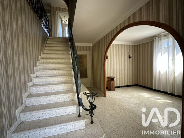Maison à vendre 10 pièces 167 m² Aubenas