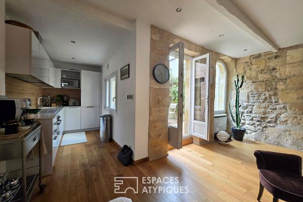 Appartement de charme avec terrasse à Fondaudège