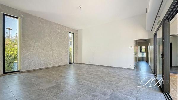 Villa  T5 Contemporaine avec piscine