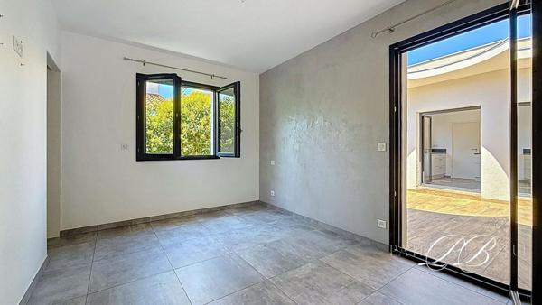 Villa  T5 Contemporaine avec piscine