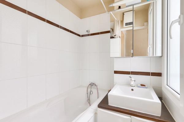 Appartement Paris 9e - MARTYRS / CONDORCET