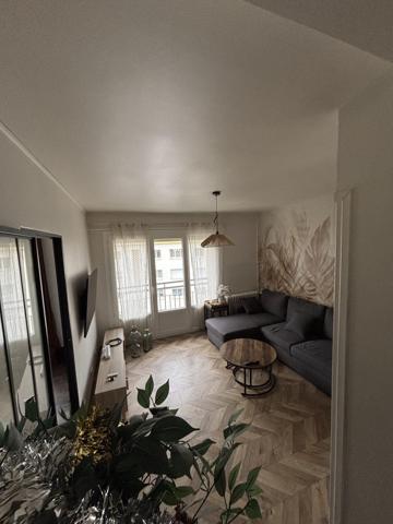 APPARTEMENT BASSE VILLE