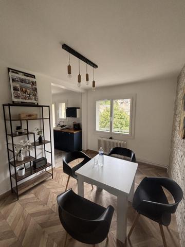 APPARTEMENT BASSE VILLE