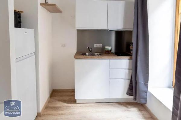 Appartement à louer 1 pièce 17.2m² Riom (63200)