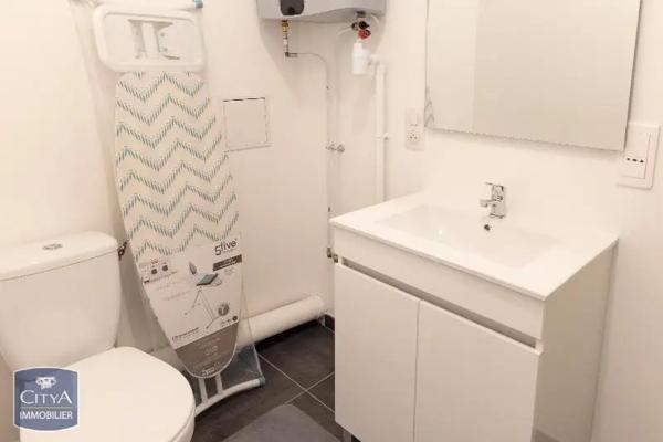 Appartement à louer 1 pièce 17.2m² Riom (63200)