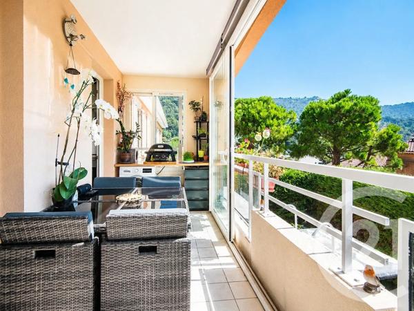 Appartement F3 à vendre  3 pièces - 66,94 m 2   EZE  - 06