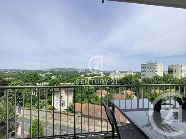 Appartement à vendre  3 pièces - 59 m 2   ST PRIEST  - 69