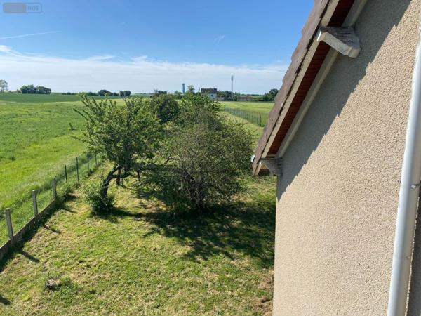 Maison à vendre à Saint-Genou dans l'Indre (36500), ref : 1052439
